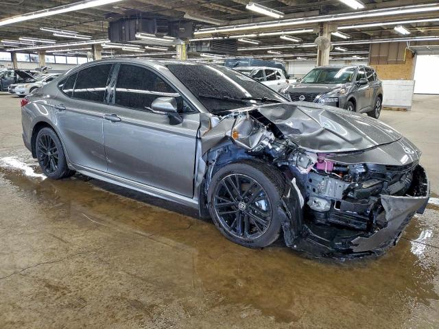 Toyota Camry Xse Image 6