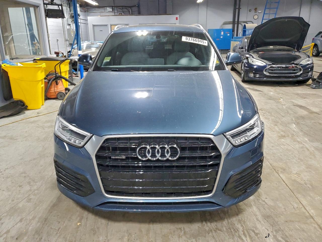 Audi Q3 Premium Plus Image 2