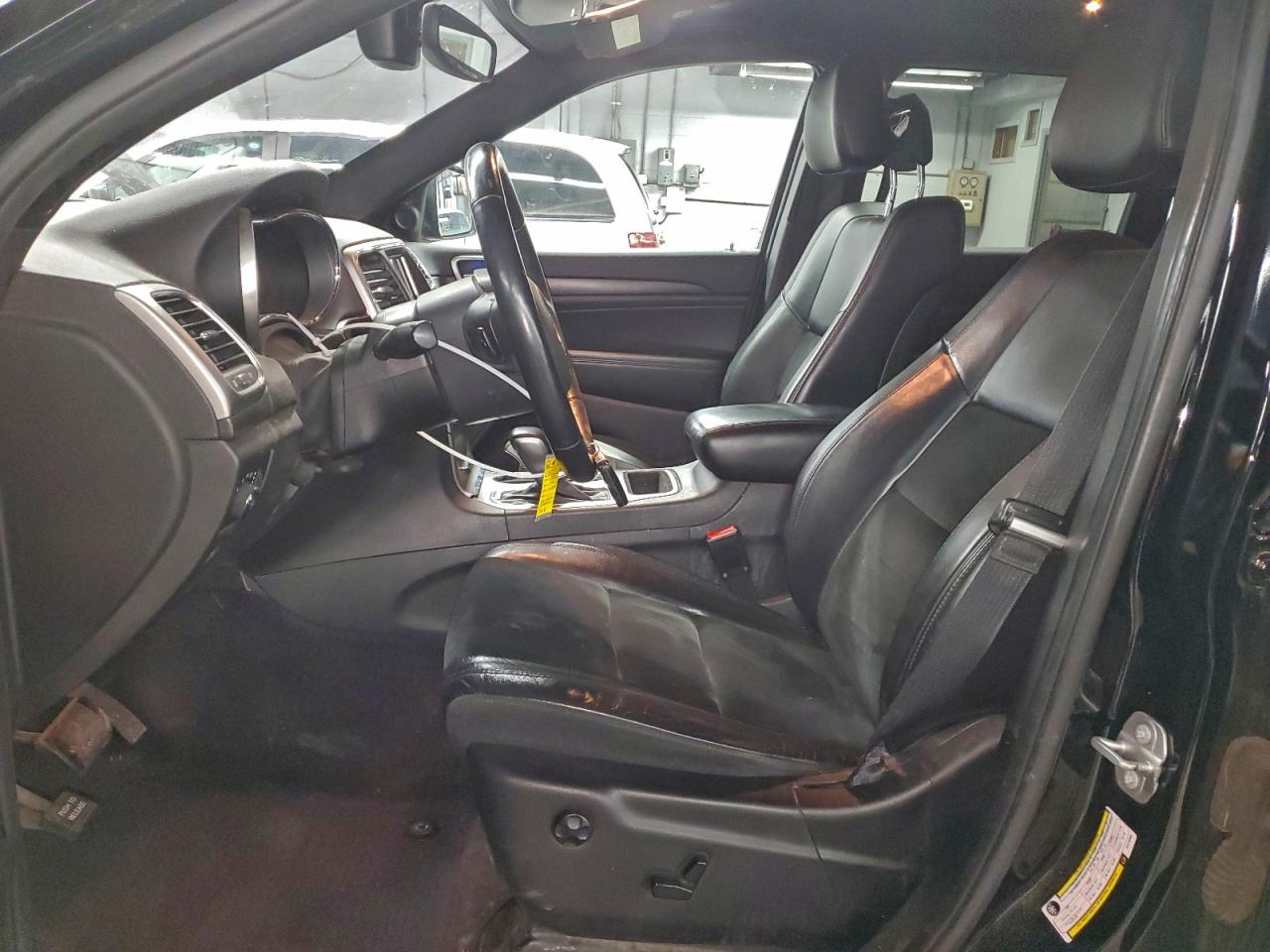 Jeep Grand Cherokee Laredo Image 10