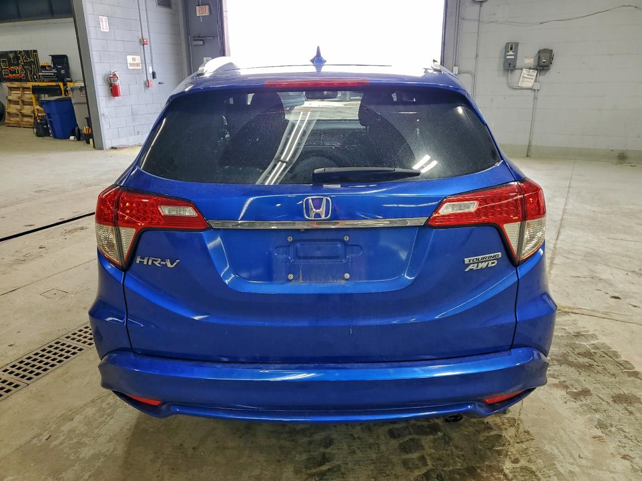 Honda HR-V Touring Image 2