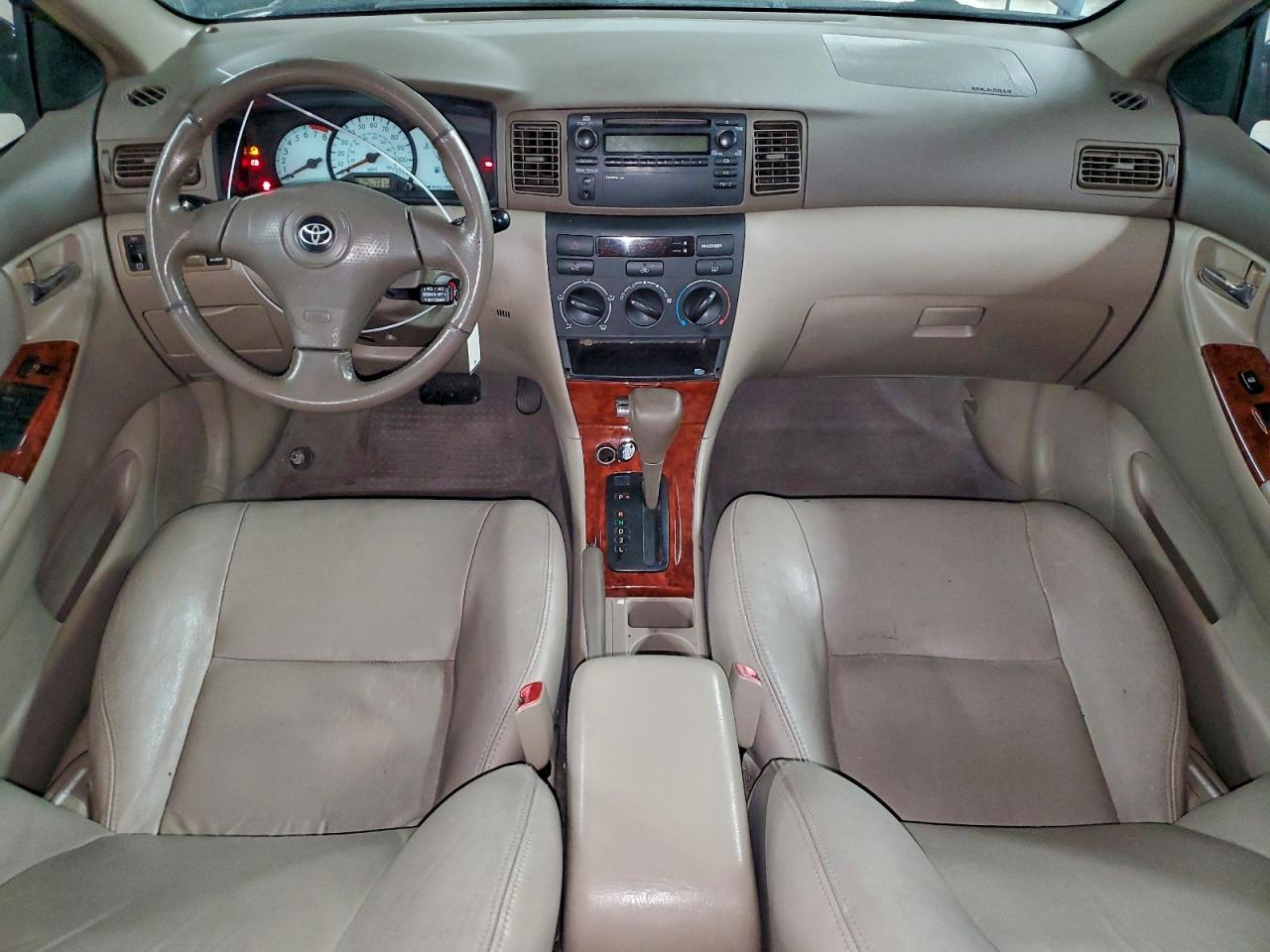 Toyota Corolla Ce Image 7