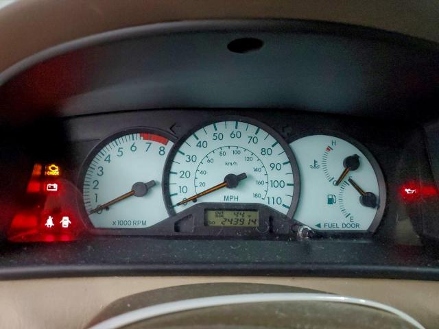 Toyota Corolla Ce Image 9