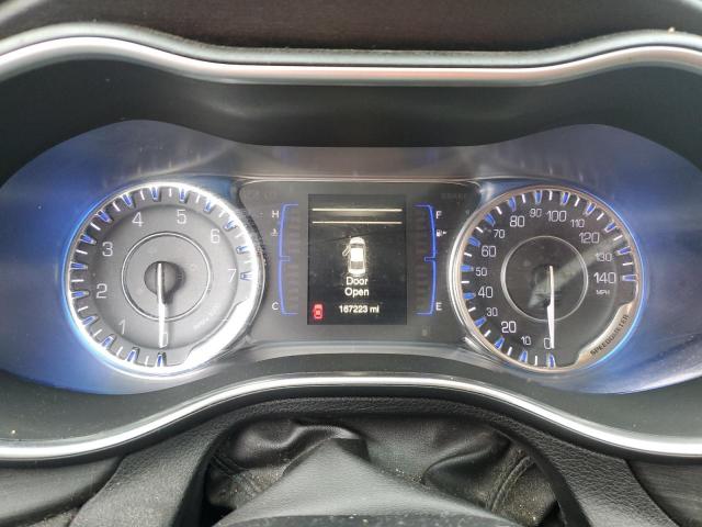 Chrysler 200 Limited Image 3