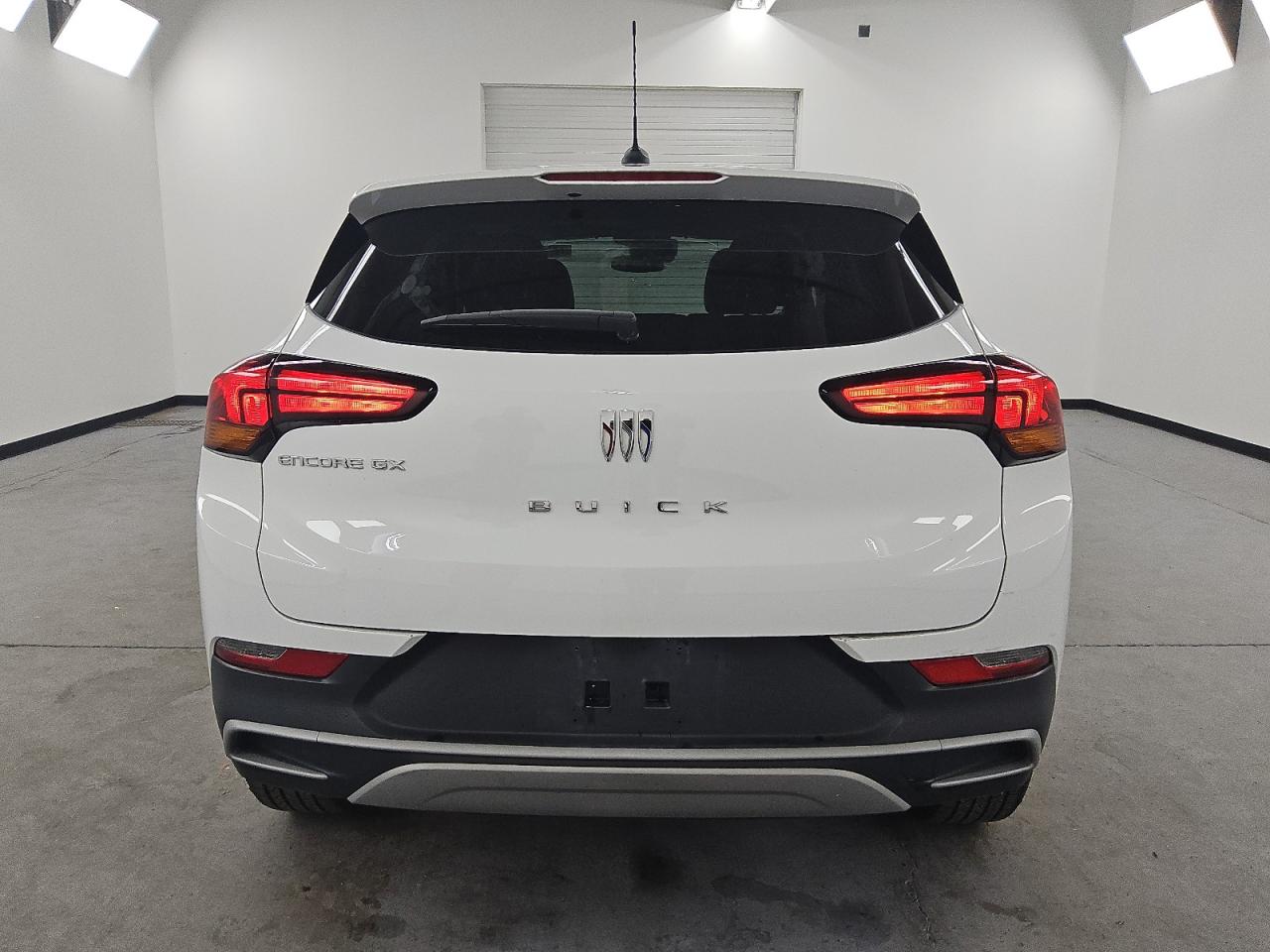 Buick Encore Preferred Image 8