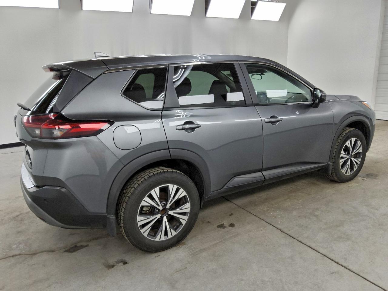 Nissan Rogue Sv Image 2
