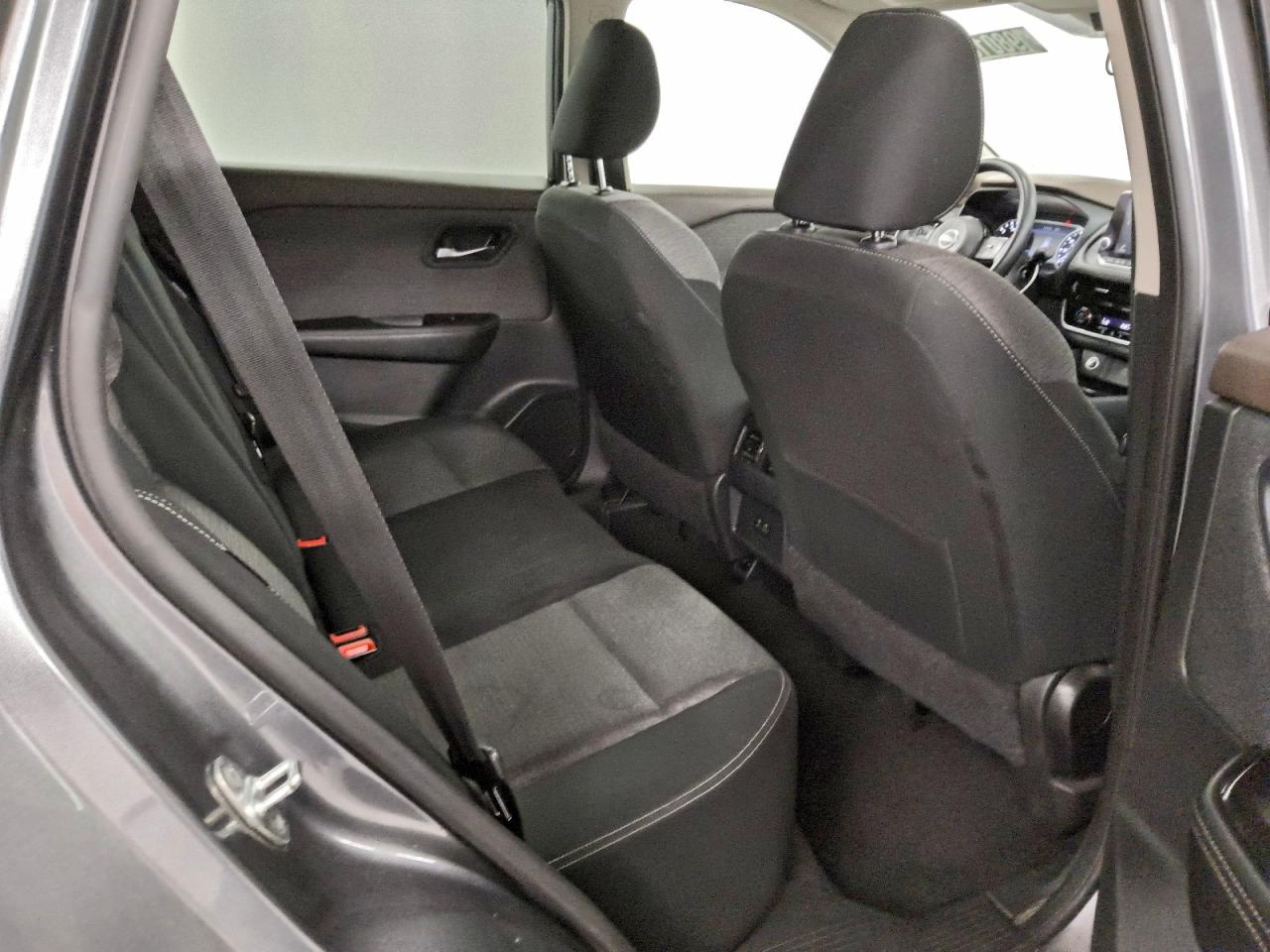 Nissan Rogue Sv Image 6