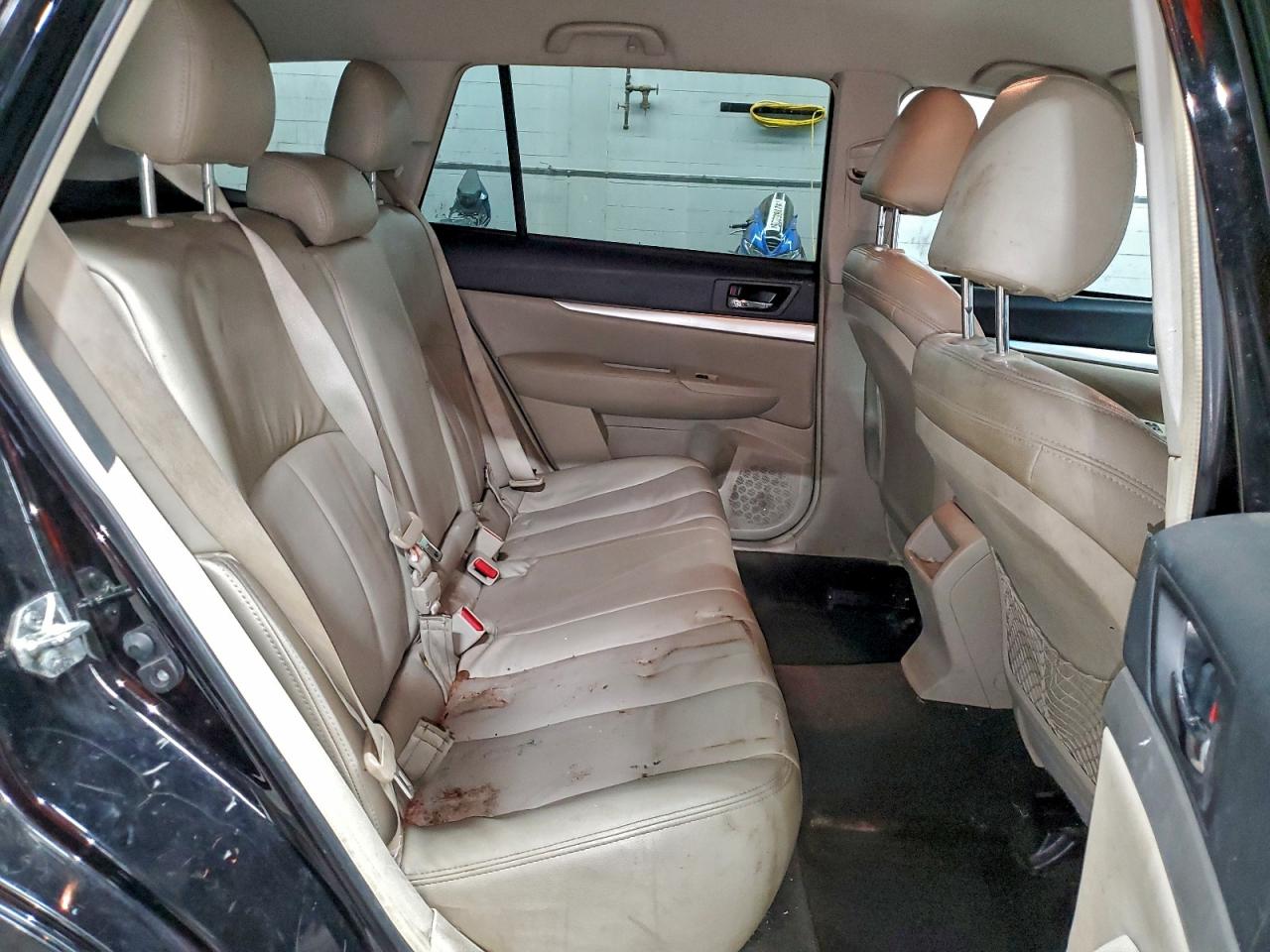 Subaru Outback 2.5i Premium Image 7
