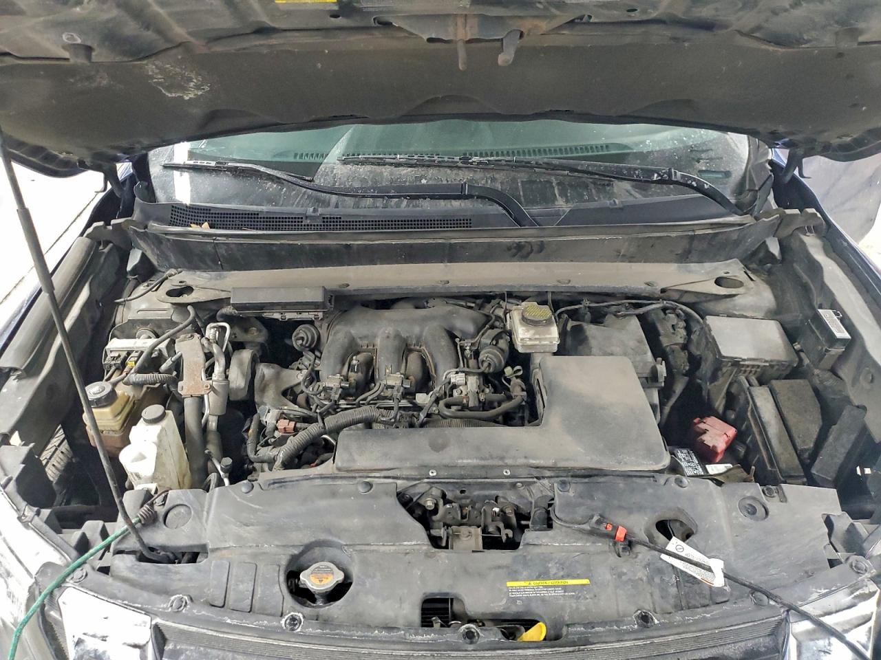 Nissan Pathfinder S Image 9