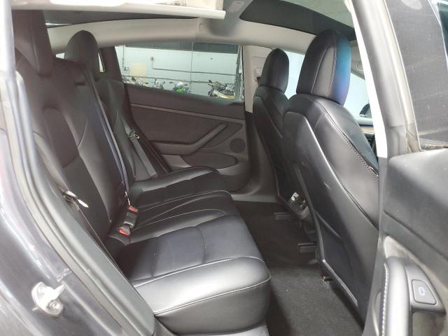 Tesla Model 3 Image 6