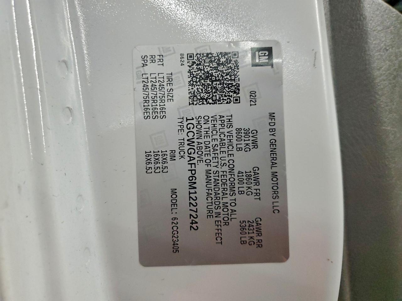 Chevrolet Express Image 8