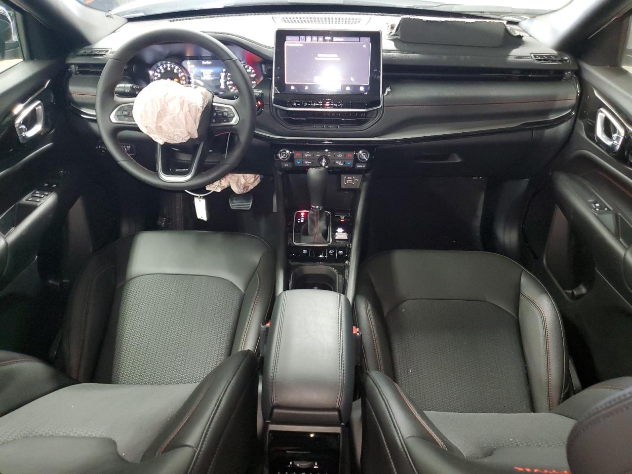 Jeep Compass Trailhawk Image 8