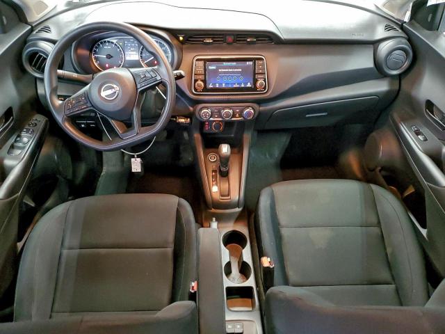 Nissan Kicks S Image 9
