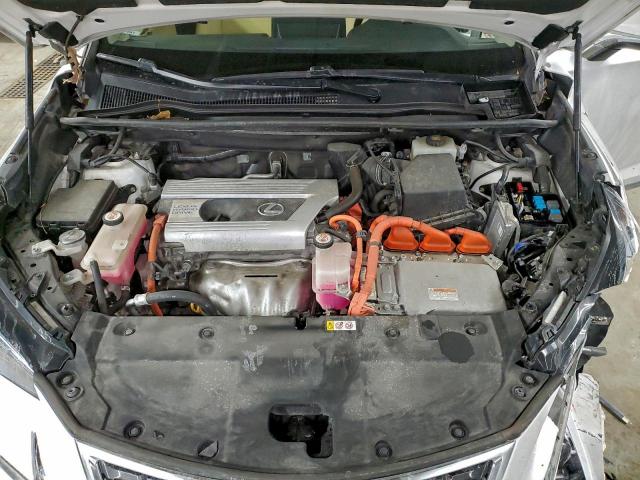 Lexus NX 300h Image 7