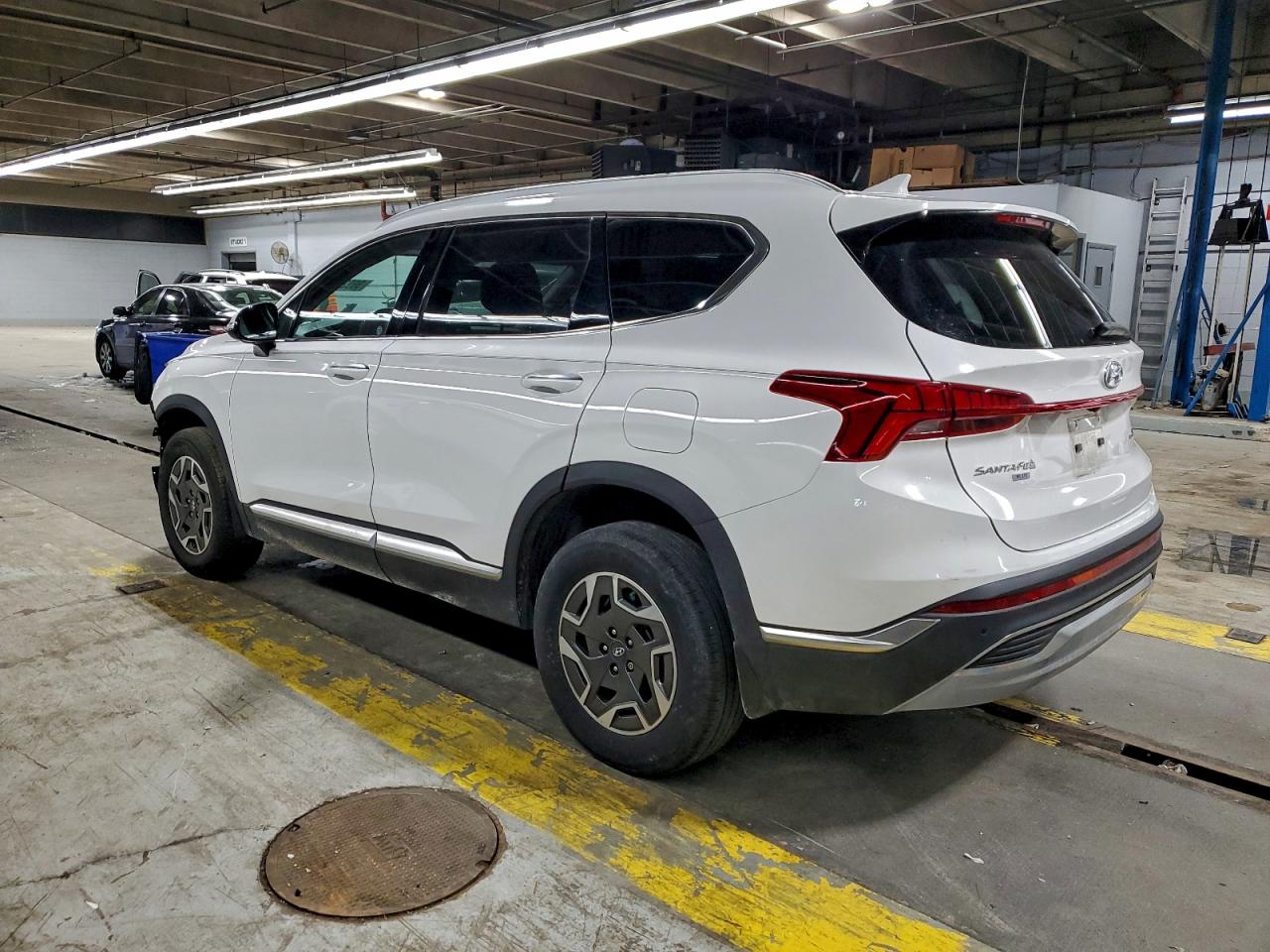 Hyundai SANTA FE Blue Image 2