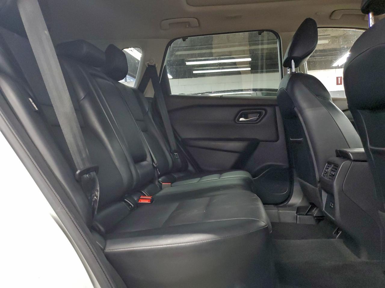 Nissan Rogue Sv Image 9