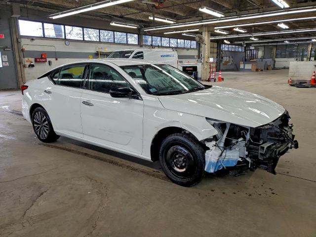 Nissan Altima Sv Image 5