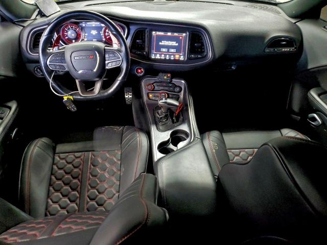 Dodge Challenger R/t Scat Pack Image 6