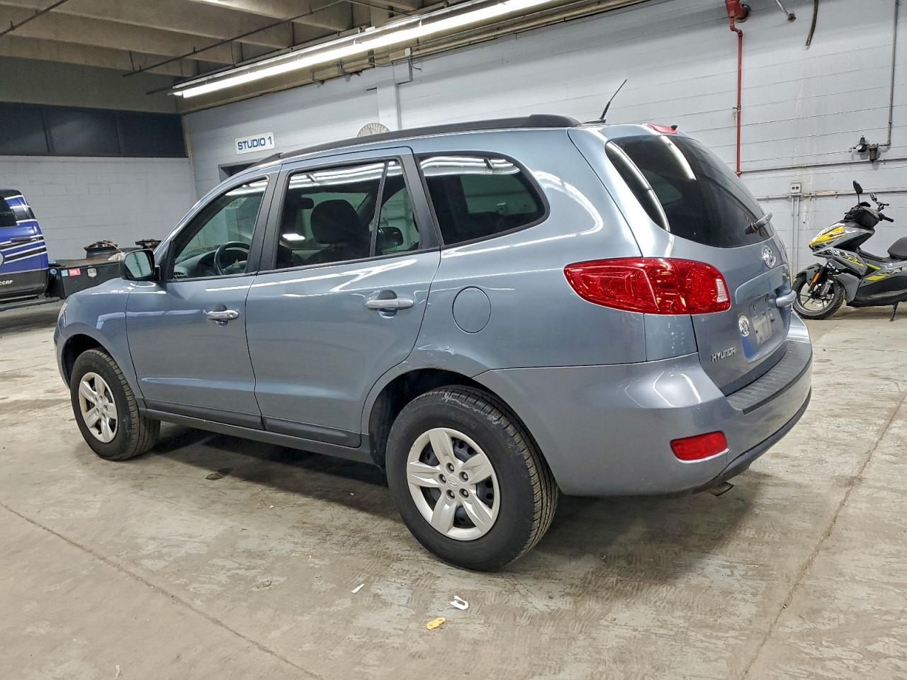 Hyundai SANTA FE Gls Image 3