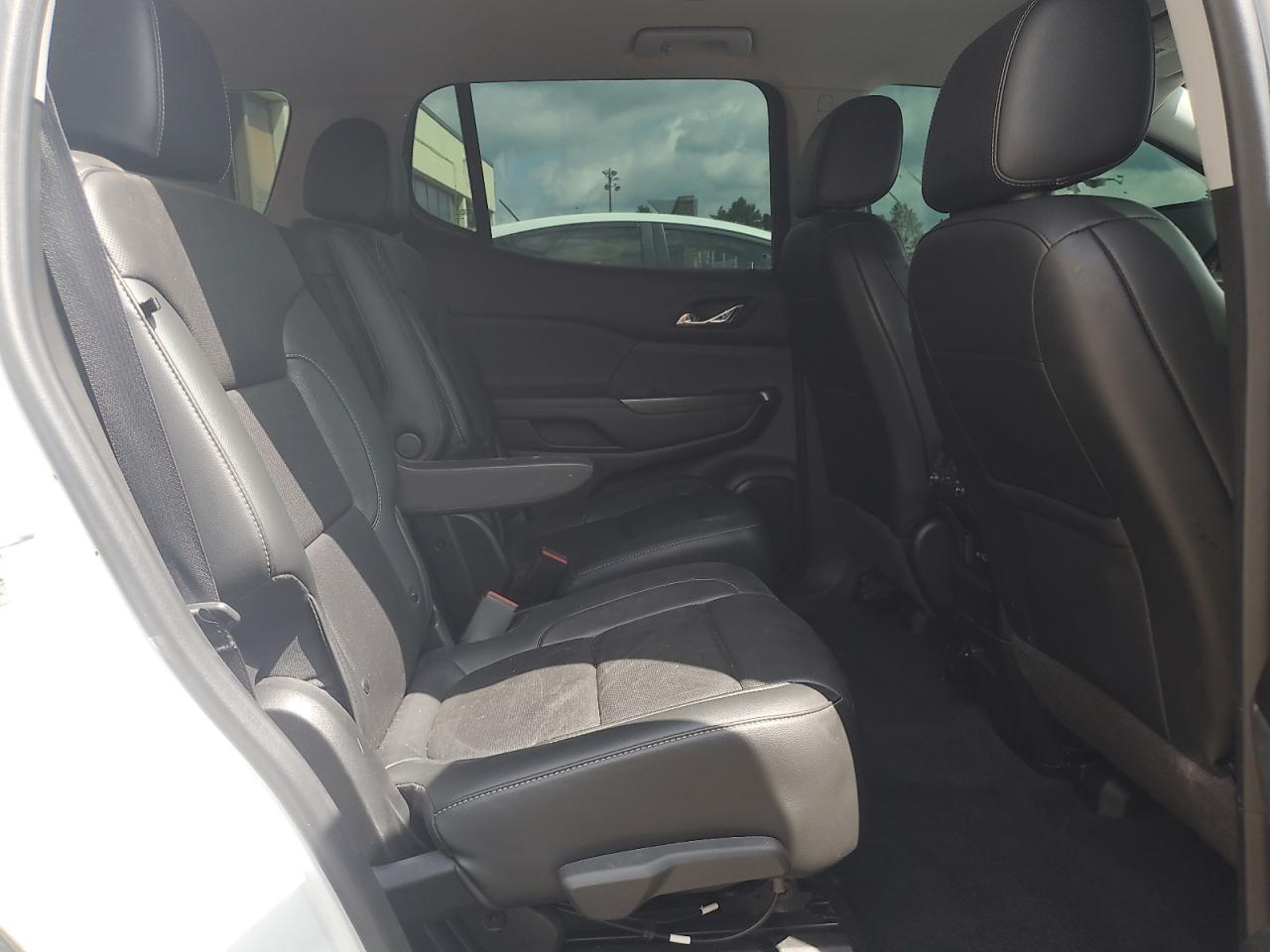 GMC Acadia Slt Image 4