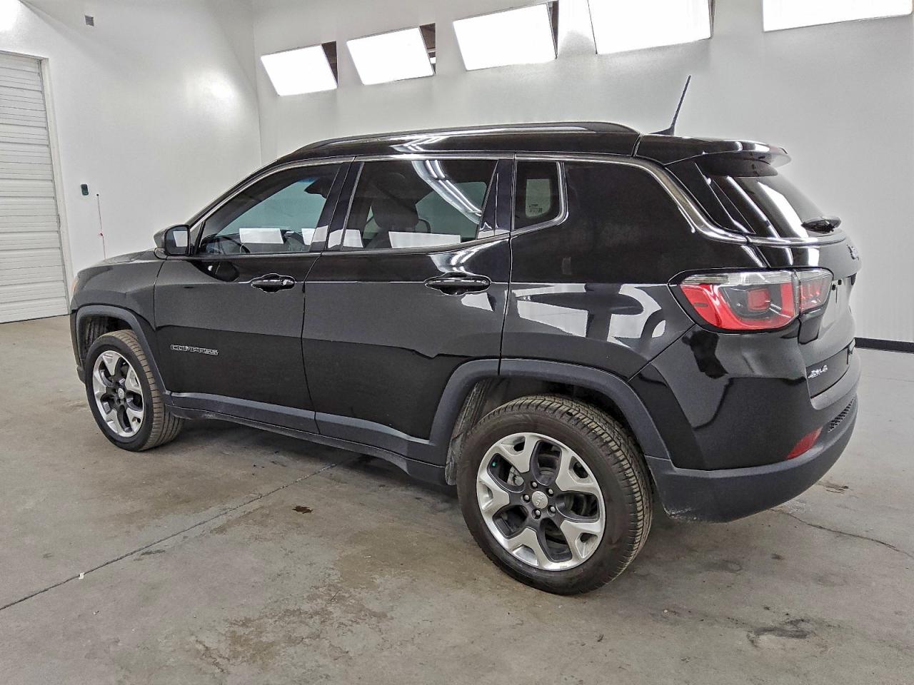Jeep Compass Limited Image 2