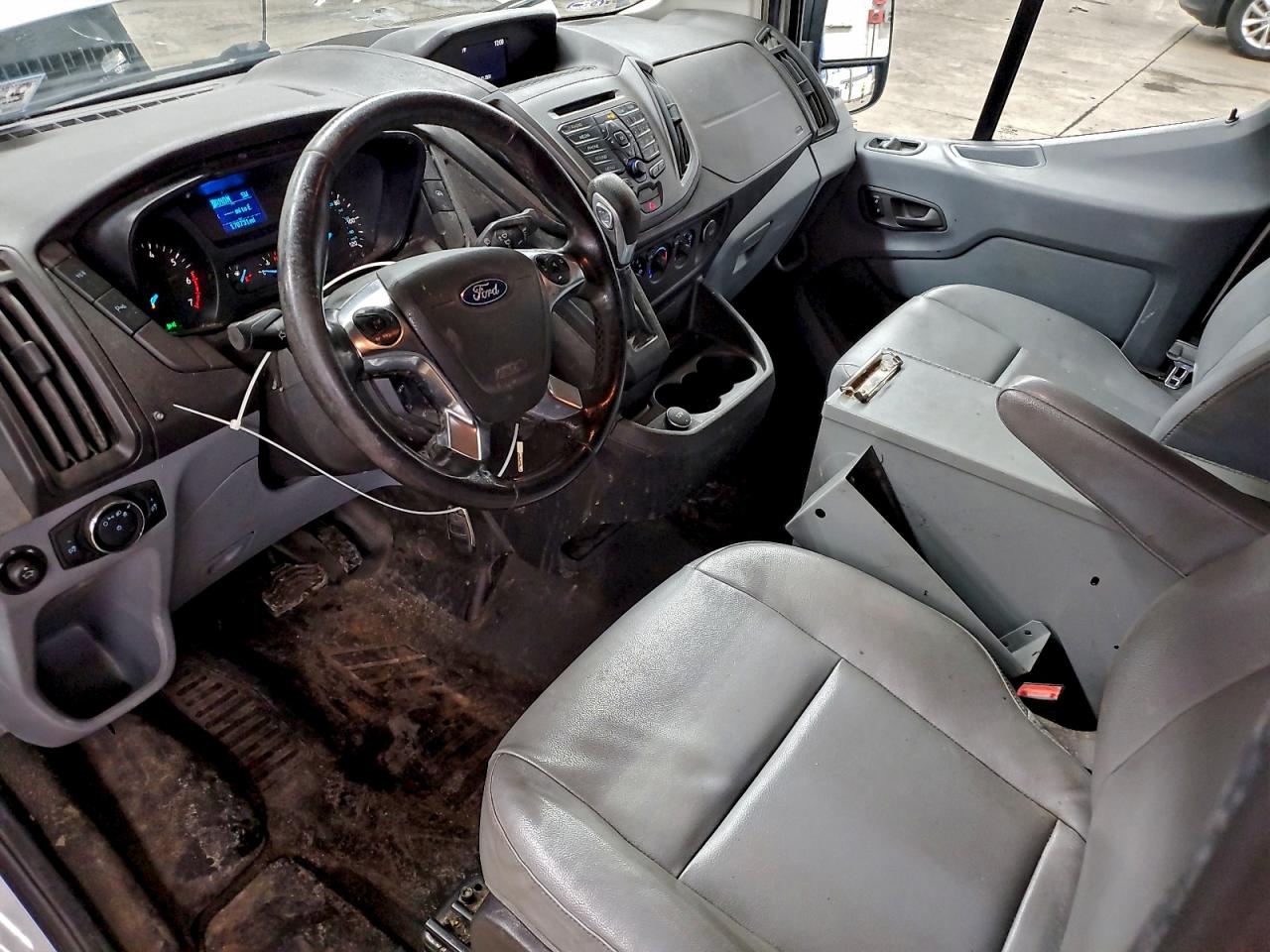 Ford Transit T-350 Image 12