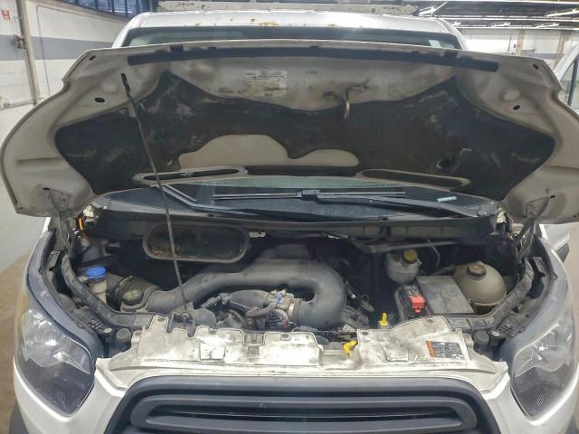 Ford Transit T-250 Image 9