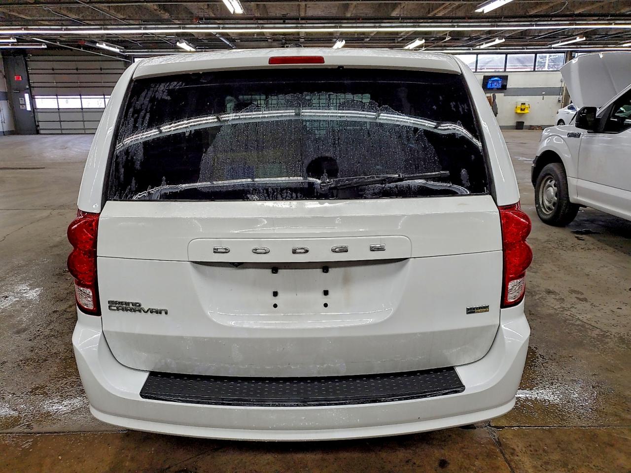 Dodge Caravan Se Image 12