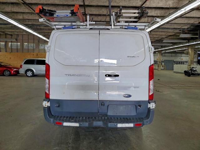 Ford Transit T-350 Image 4