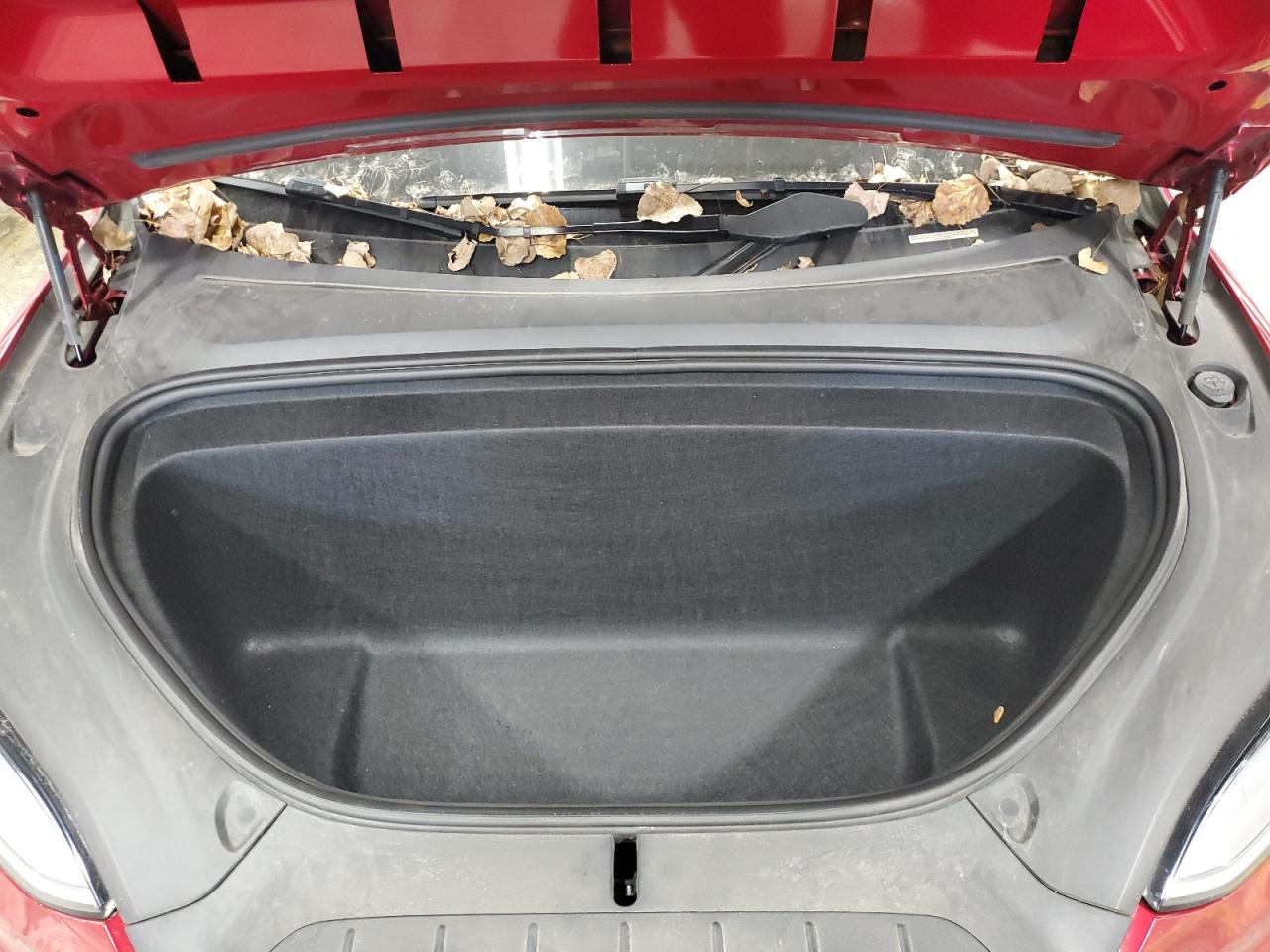 Tesla Model X Image 8