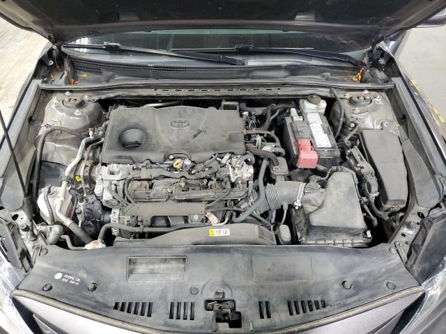 Toyota Camry Le Image 3