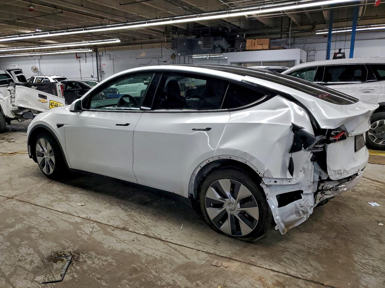 Tesla Model Y Image 3
