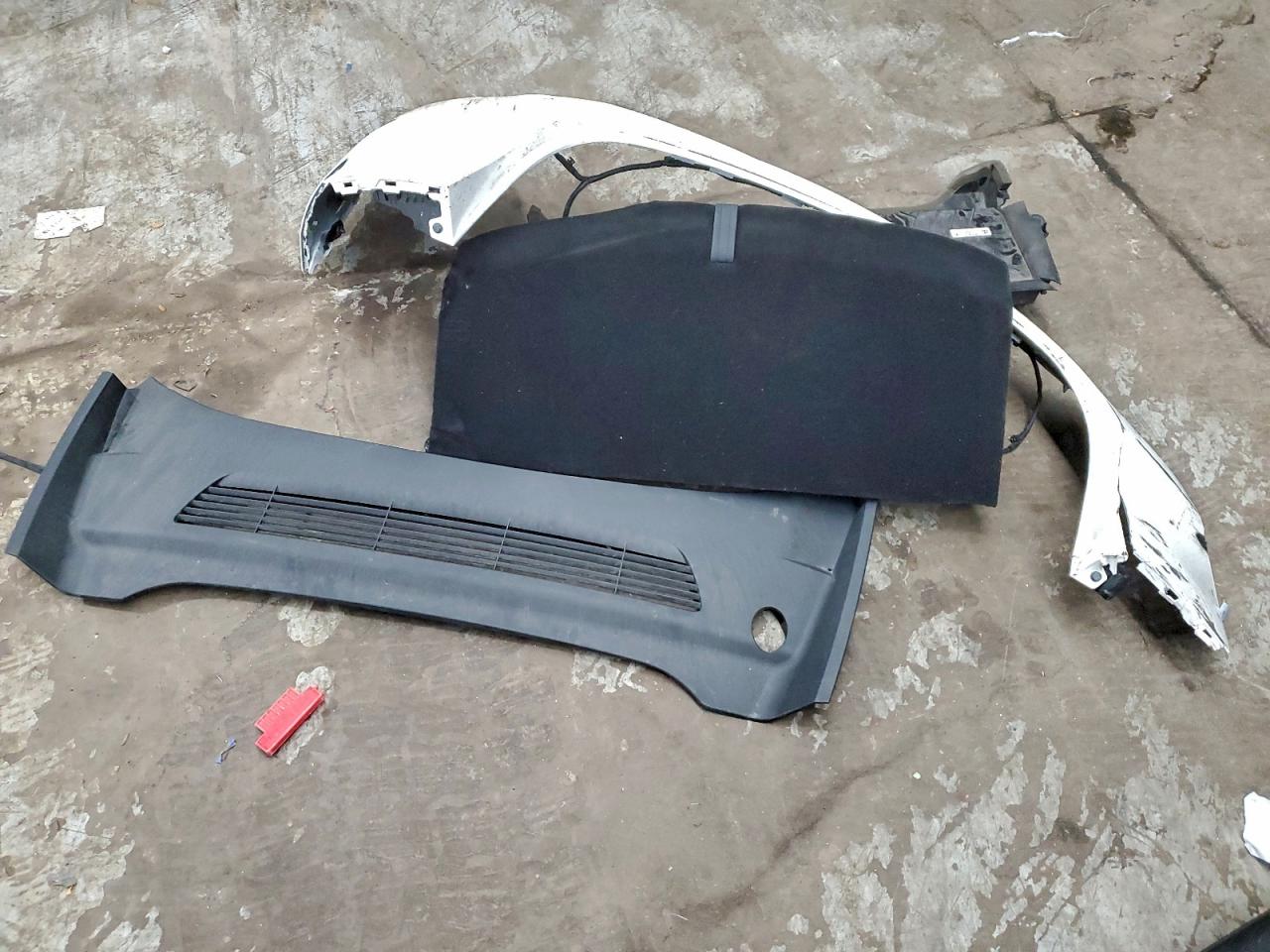 Tesla Model Y Image 9