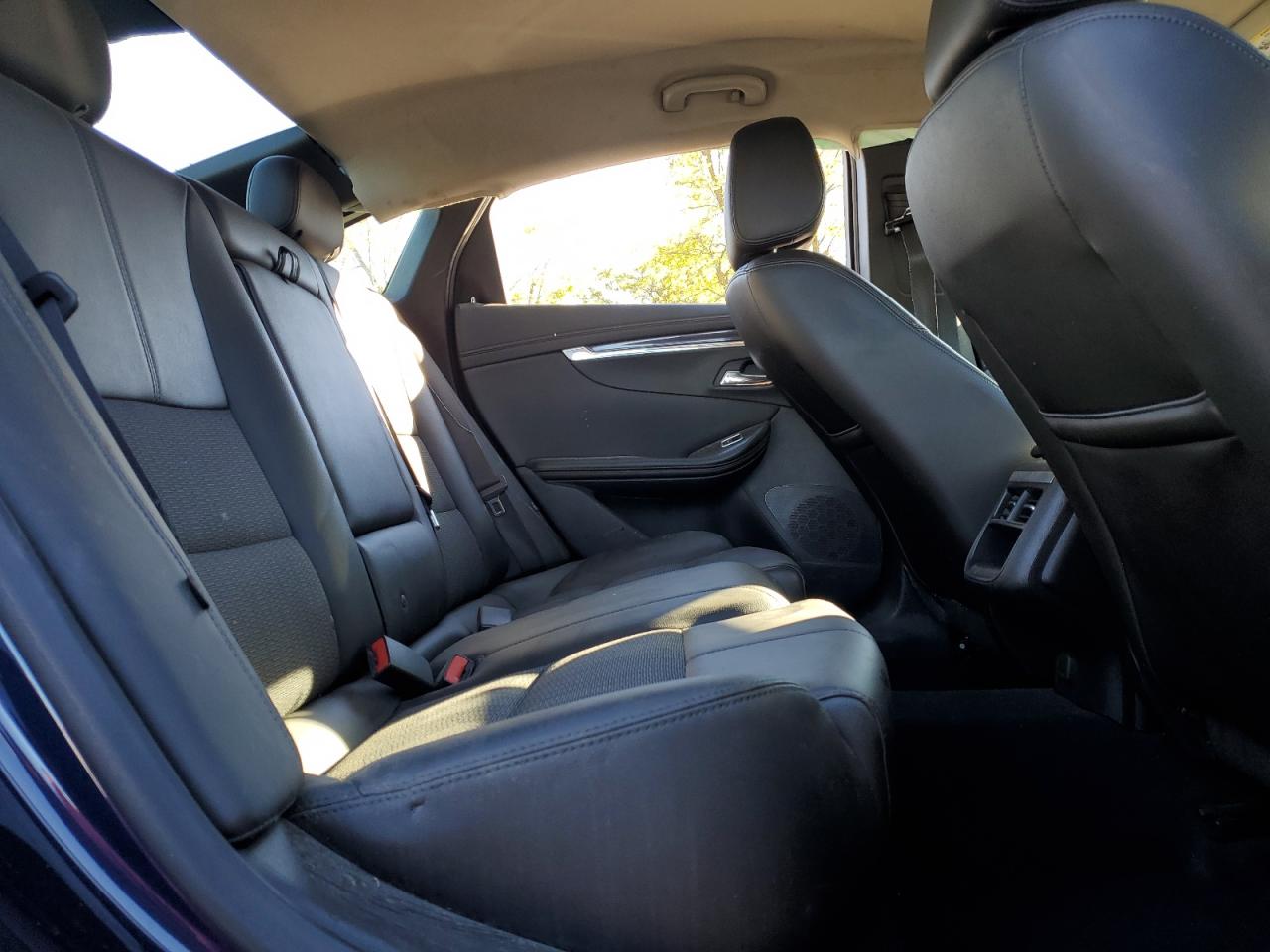 Chevrolet Impala Lt Image 7