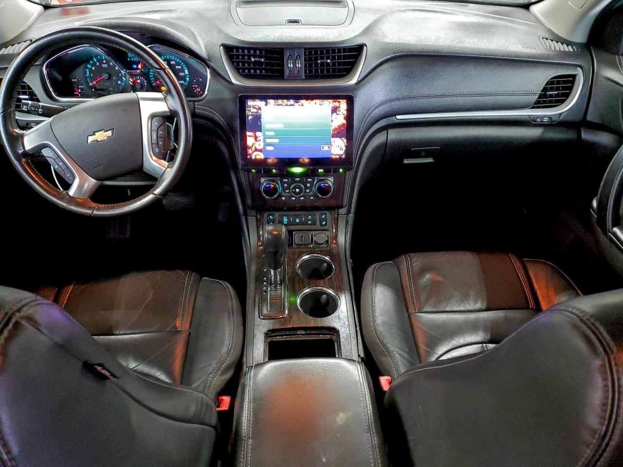 Chevrolet Traverse Lt Image 12