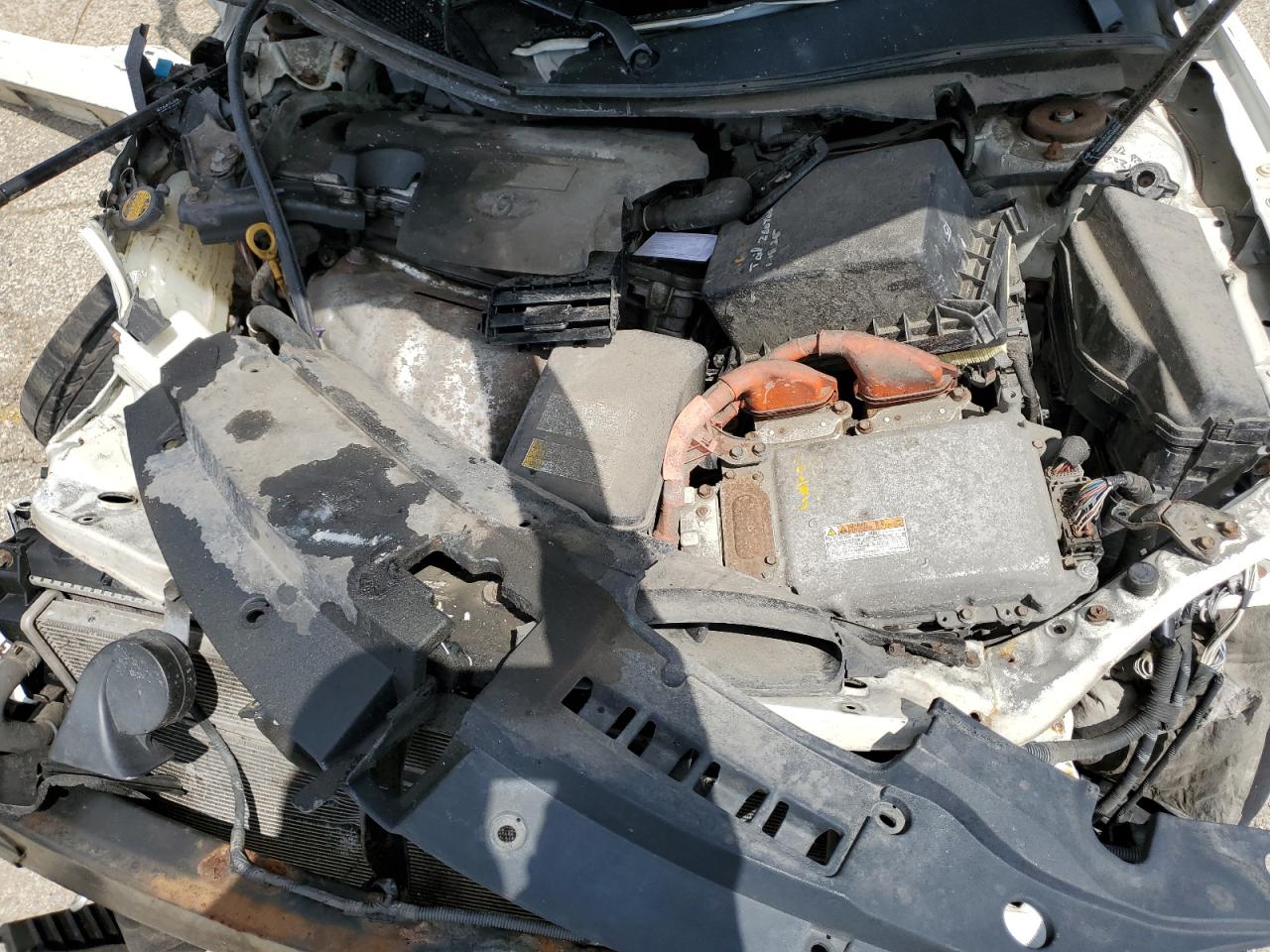 Toyota Camry Hybrid Image 8