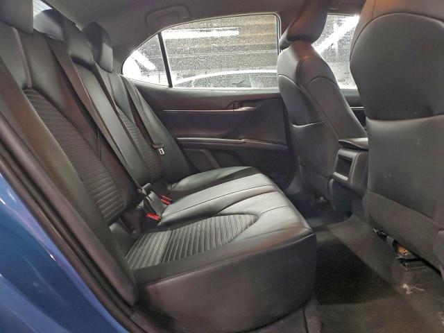 Toyota Camry Se Night Shade Image 10