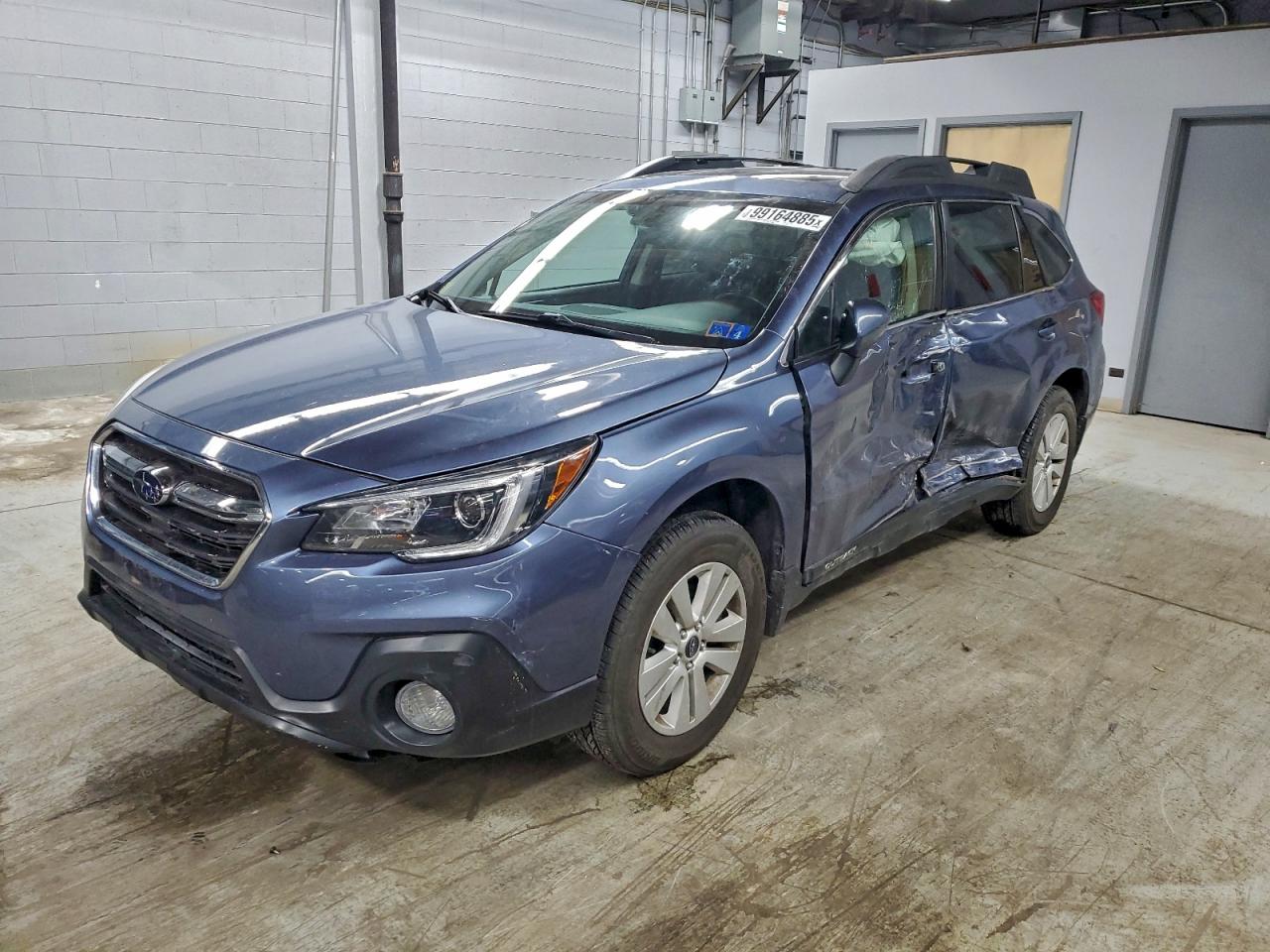 Subaru Outback 2.5i Premium Image 1