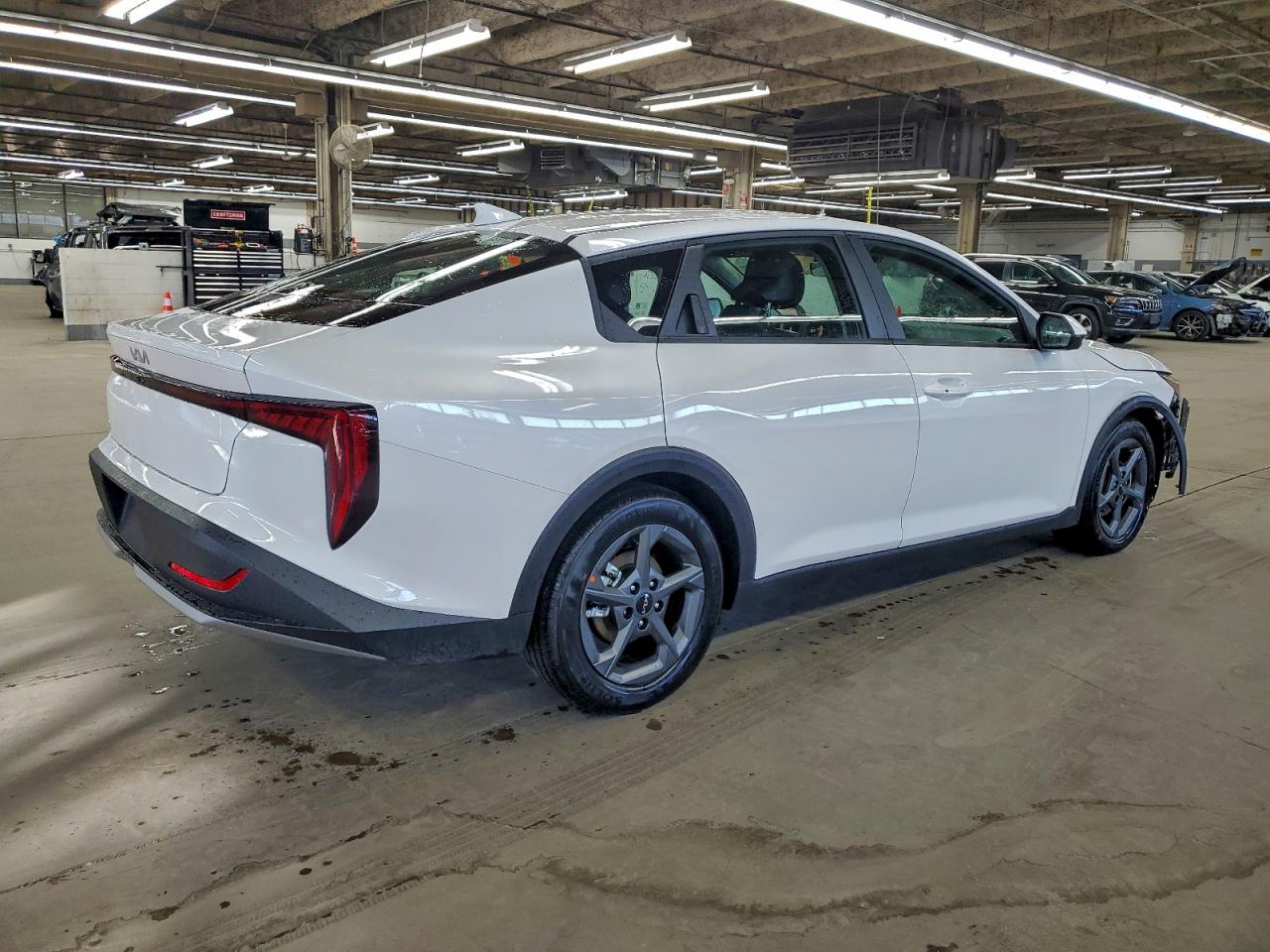 Kia K4 Lx Lx Image 6