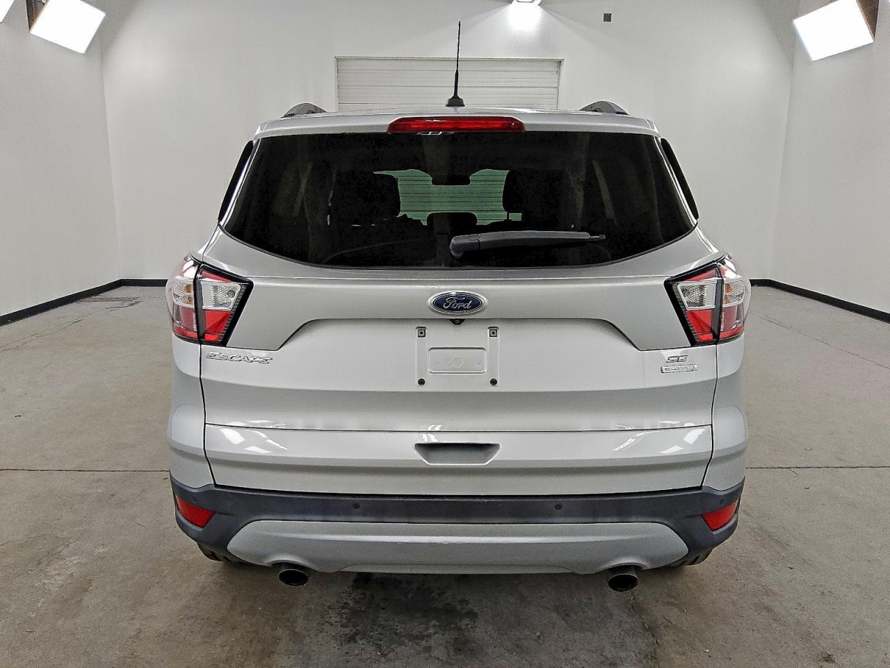 Ford Escape Se Image 9
