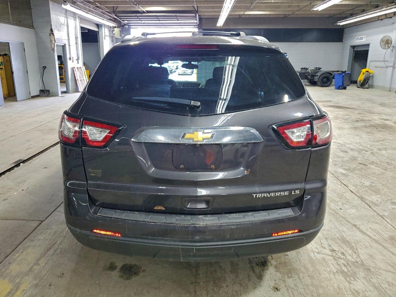 Chevrolet Traverse Ls Image 7