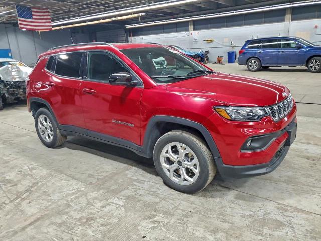 Jeep Compass Latitude Image 2