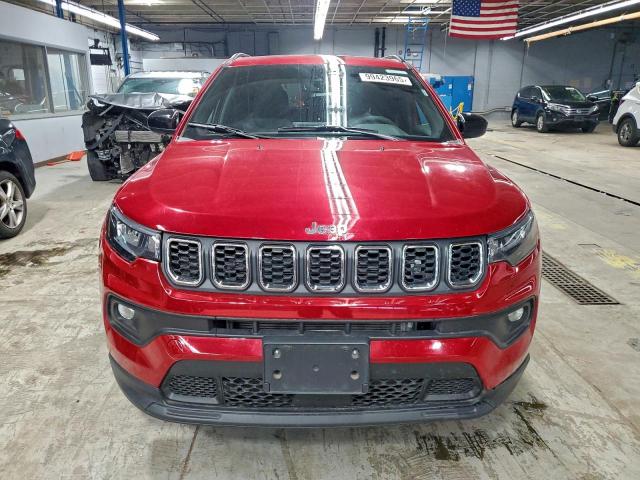 Jeep Compass Latitude Image 3