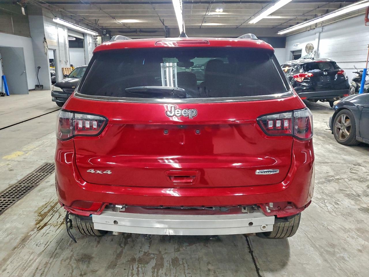 Jeep Compass Latitude Image 9