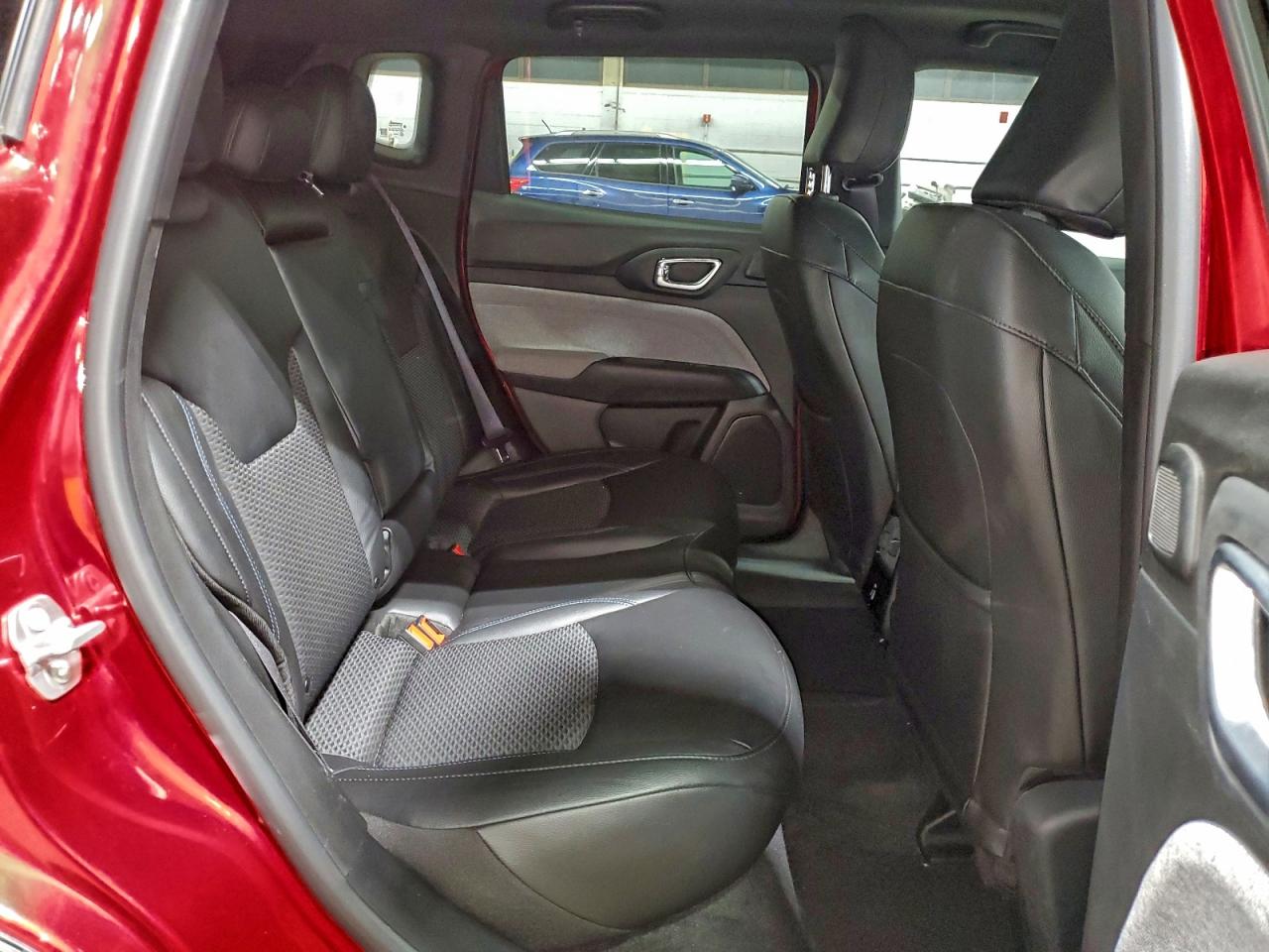 Jeep Compass Latitude Image 12