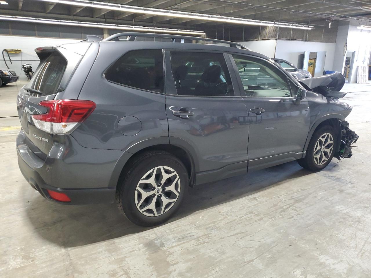 Subaru Forester Premium Image 3