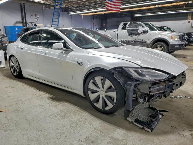 Tesla Model S Image 12