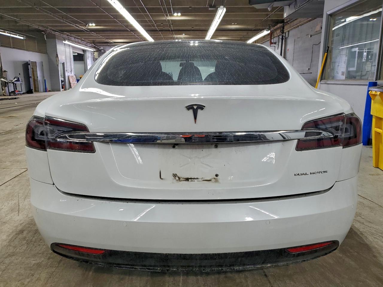 Tesla Model S Image 3